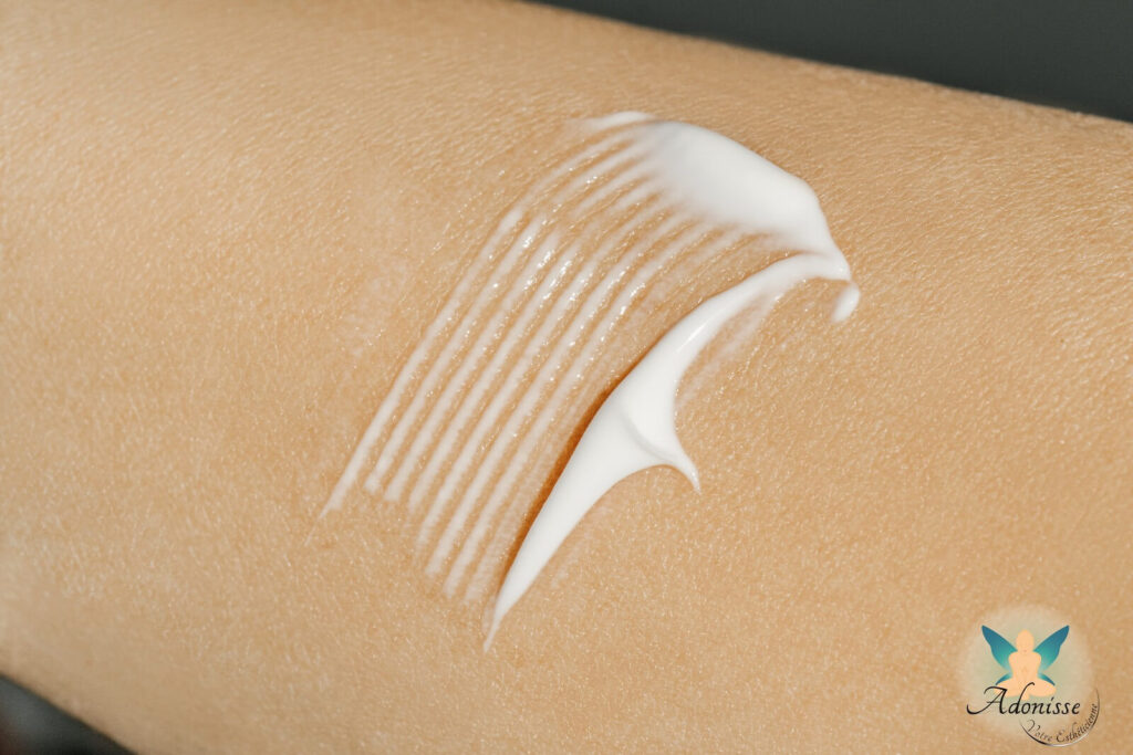 Crème anesthésiante avant l'utilisation de la lumière pulsée